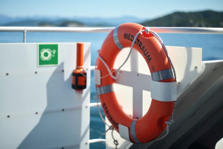 Innovative Gadgets That Make Traveling a Breeze
